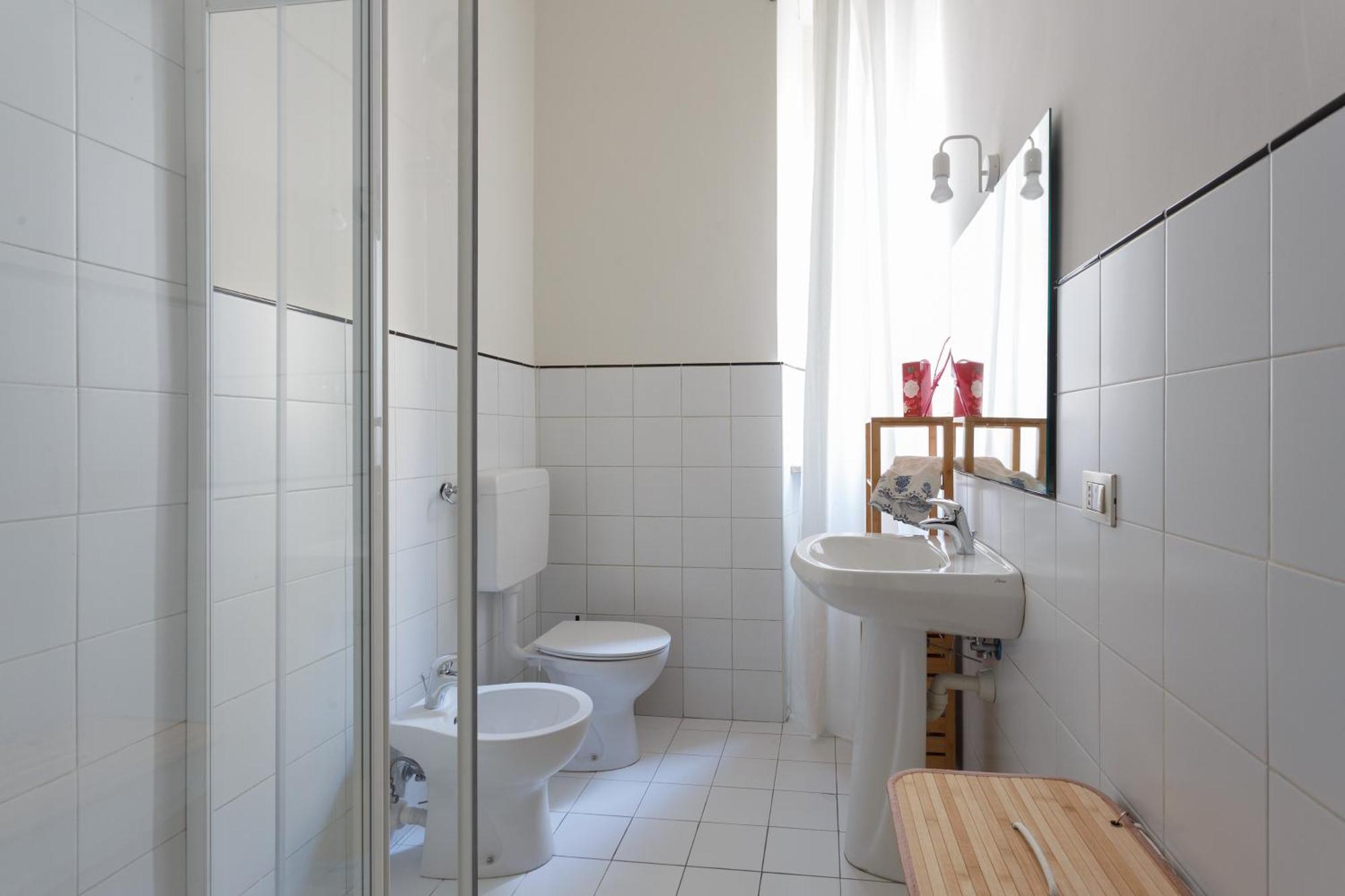 Renovated 3 Bedroom Apartment In The City Center Турин Екстер'єр фото