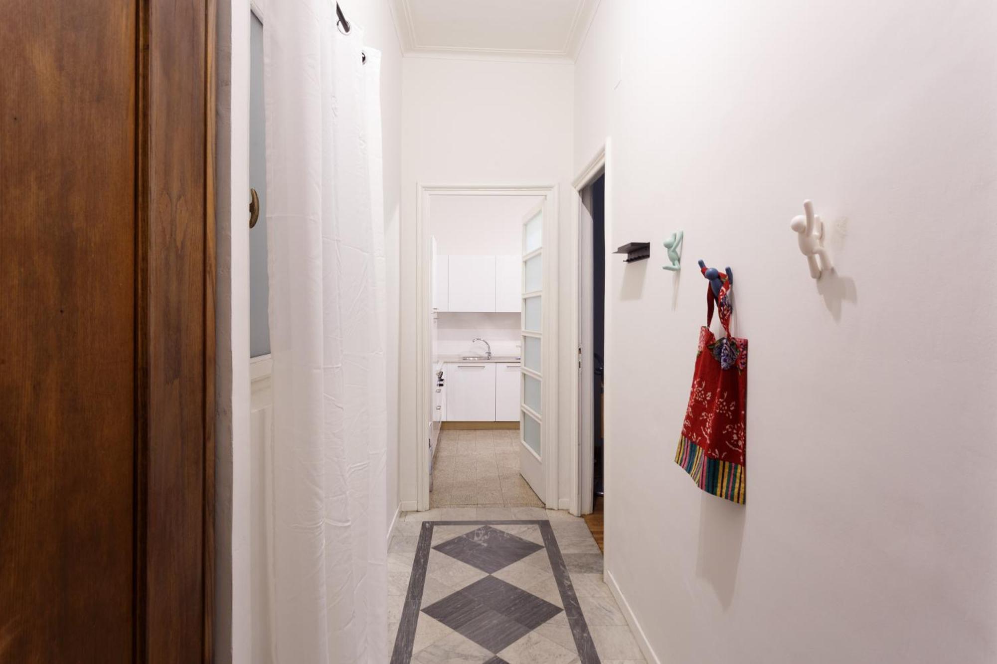 Renovated 3 Bedroom Apartment In The City Center Турин Екстер'єр фото